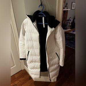 Lululemon Slush Hour Jacket Size 6 Like New